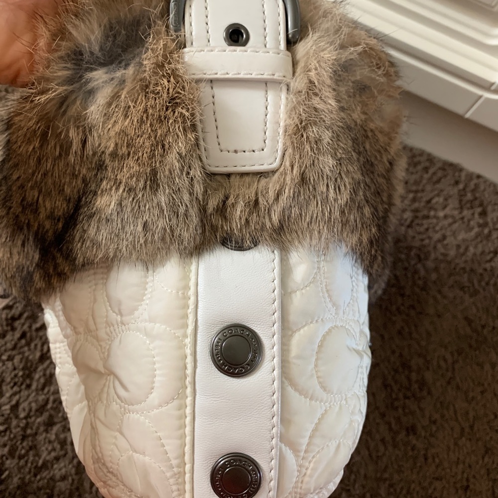 Coach White Nylon Rabbis Fur Hobo-9443 - Picture 10 of 11
